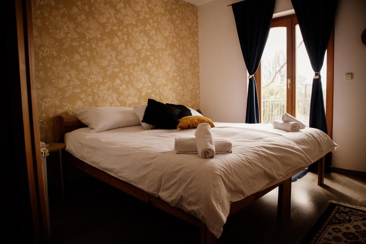 Sipos Borhaz Es Vendeghaz Hotel Badacsonyors Exterior photo