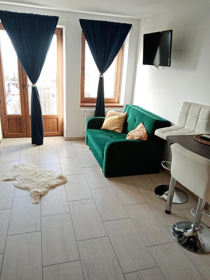 Sipos Borhaz Es Vendeghaz Hotel Badacsonyors Exterior photo